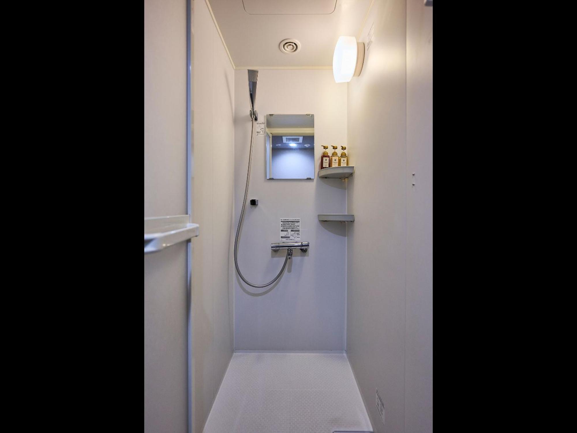 Hotel Plus Hostel Tokyo Akihabara Ngoại thất bức ảnh